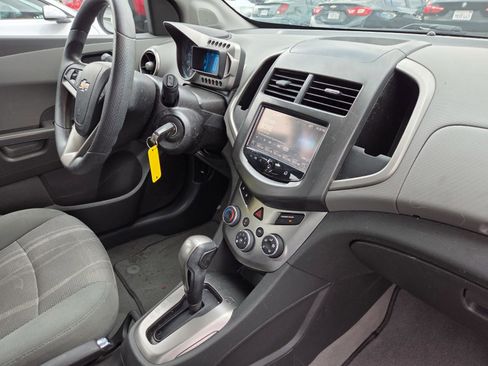 Used 2016 Chevrolet Sonic LT FWD image 16