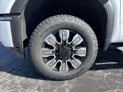 New 2026 GMC Sierra 2500 Denali w/ Technology Package image 10