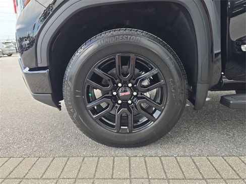 New 2026 GMC Sierra 1500 Elevation w/ LPO, Elevation Black Package image 29
