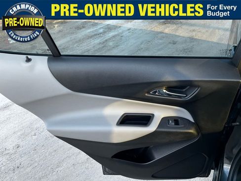 Used 2020 Chevrolet Equinox LT w/ Driver Convenience Package image 25