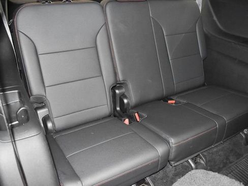 Used 2024 Chevrolet Traverse RS w/ LPO, Floor Liner Package AWD/4WD image 13
