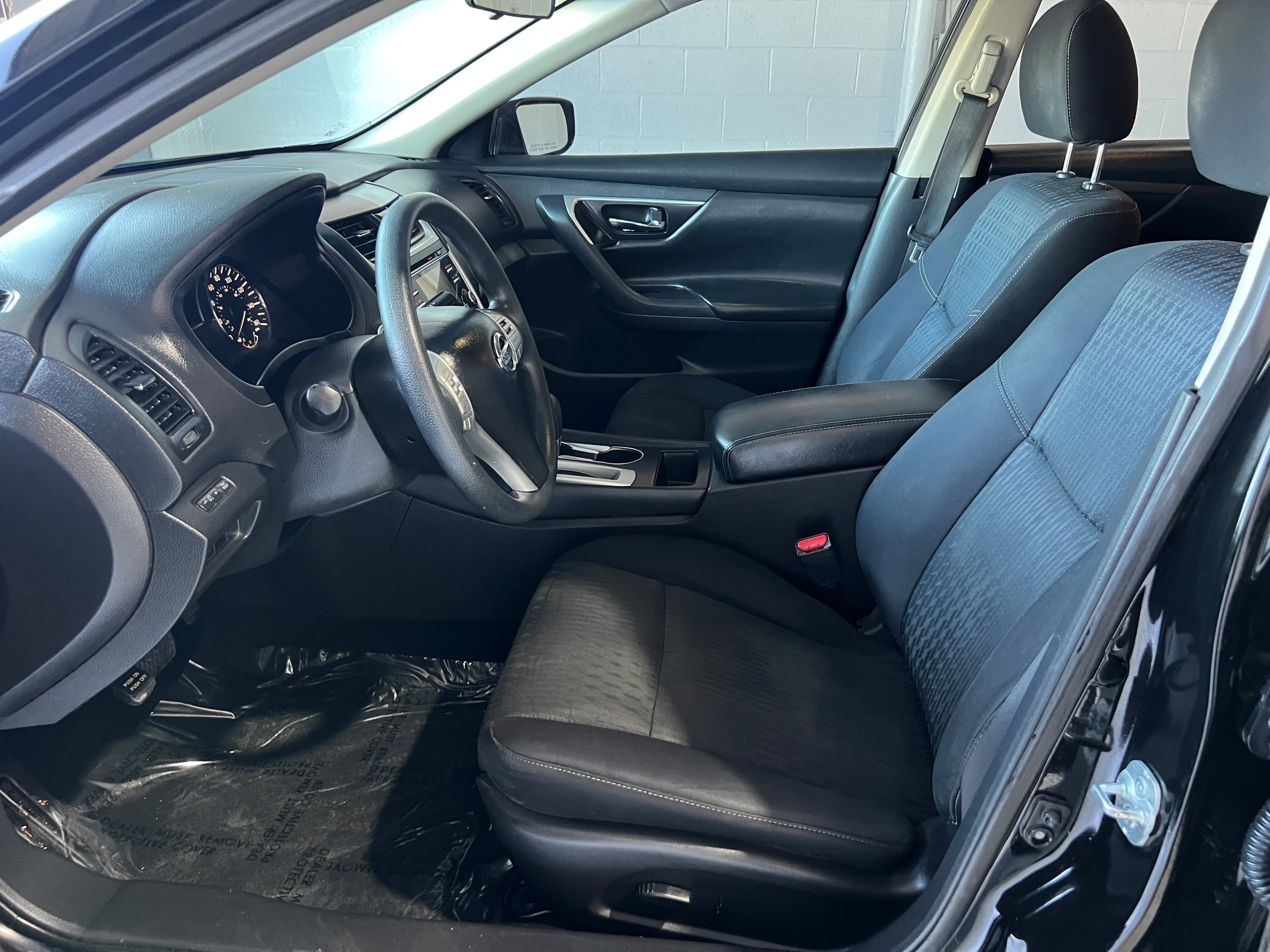 Used 2016 Nissan Altima 2.5 S w/ Power Driver Seat Package FWD image 9