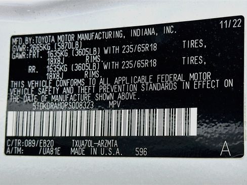 Used 2023 Toyota Highlander XLE FWD image 12