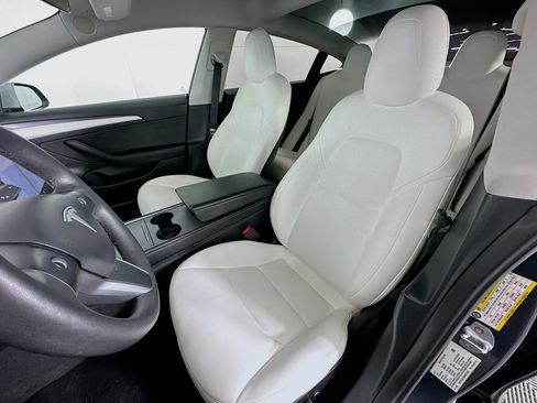 Used 2021 Tesla Model 3 Long Range image 13