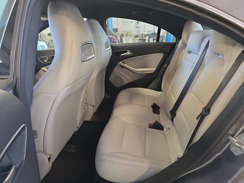Used 2018 Mercedes-Benz CLA 250 image 5