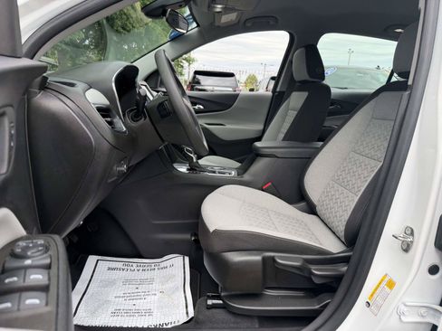 Used 2023 Chevrolet Equinox LS w/ Driver Confidence II Package FWD image 10