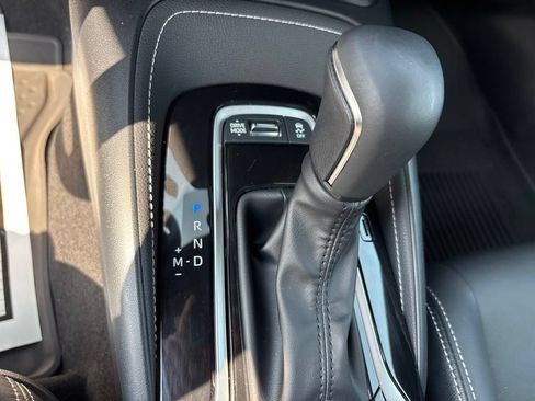 Used 2025 Toyota Corolla XSE FWD image 30