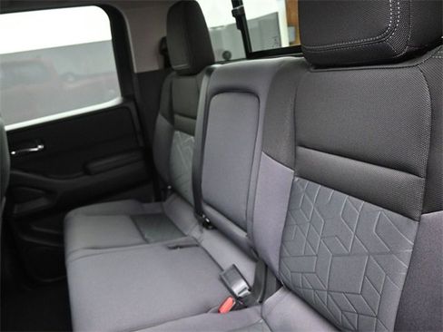 New 2026 Nissan Frontier SV w/ SV Convenience Package image 12