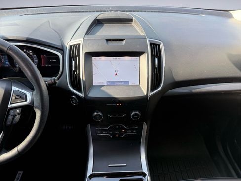 Used 2020 Ford Edge SEL AWD/4WD image 18