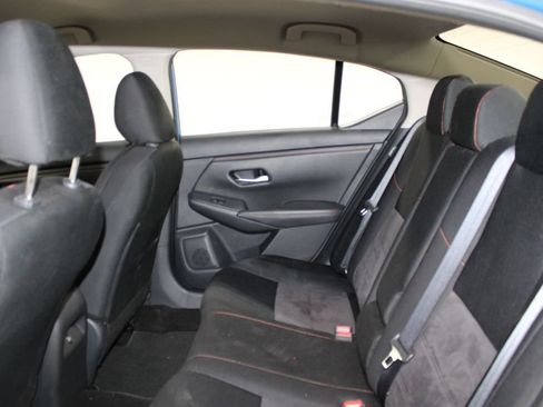 Used 2025 Nissan Sentra SR FWD image 18