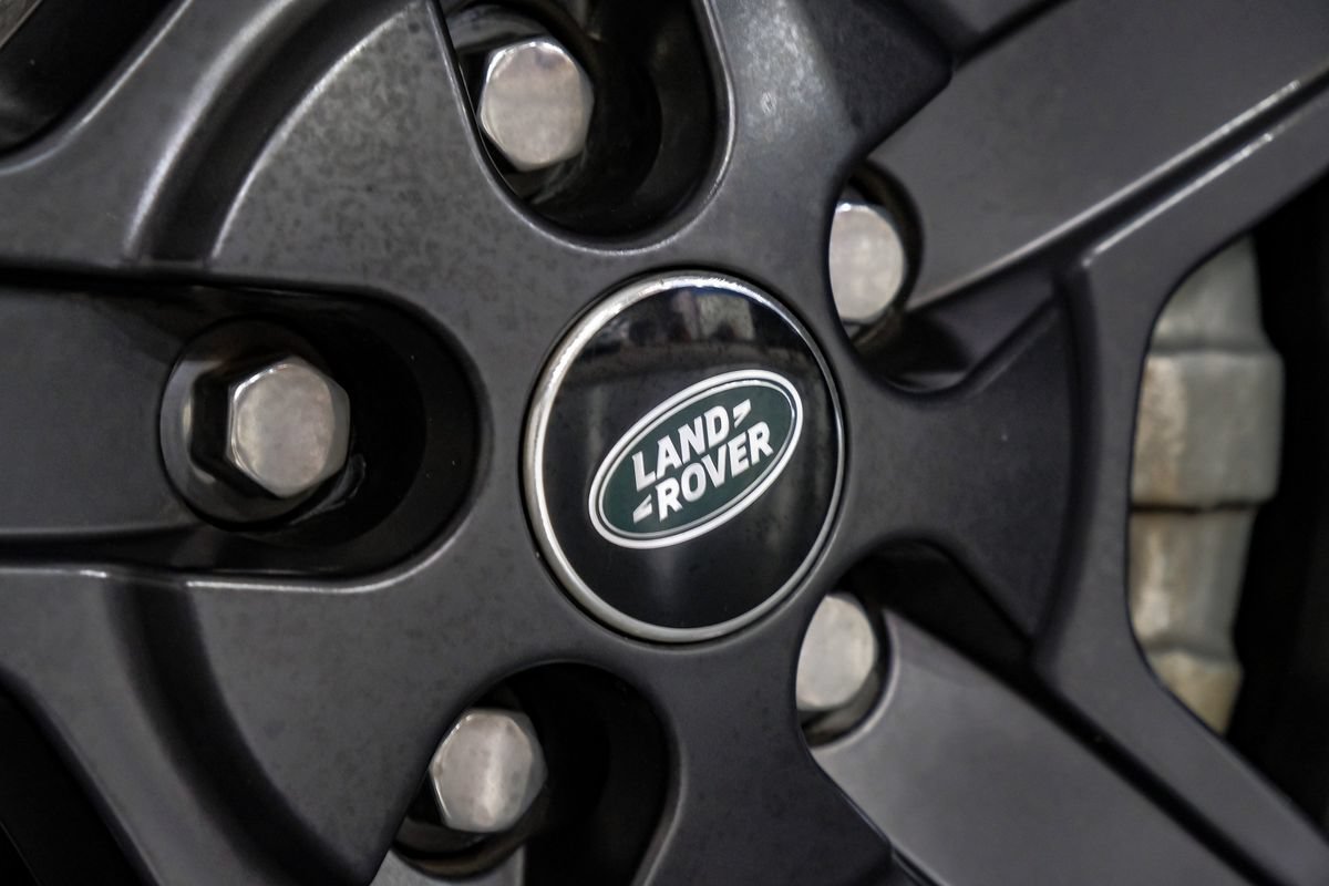 Used 2024 Land Rover Defender 110 S AWD/4WD image 56