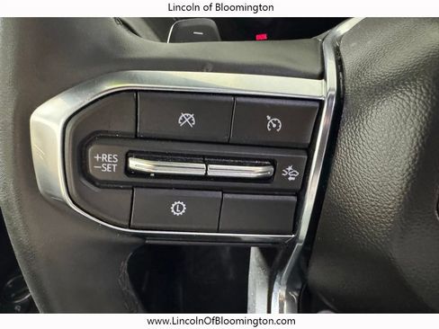 Used 2025 GMC Yukon Denali AWD/4WD image 41