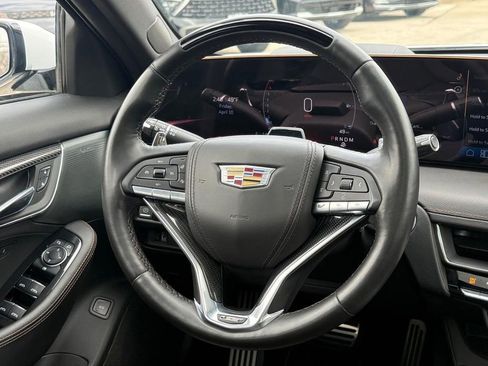 Used 2025 Cadillac CT5 V RWD image 15