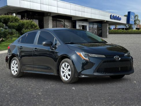 Used 2022 Toyota Corolla LE FWD image 10
