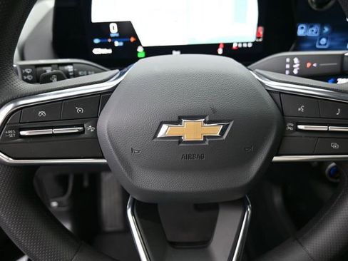 New 2026 Chevrolet Equinox EV LT w/ Midnight Package FWD image 28
