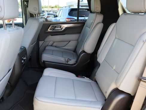 Certified 2025 GMC Yukon Elevation w/ Technology Package RWD image 28