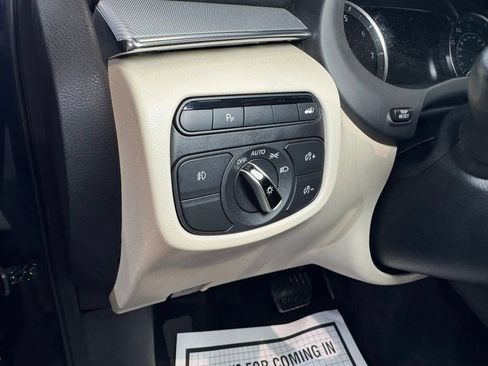 Used 2020 INFINITI QX50 Luxe w/ Navigation Package AWD/4WD image 21