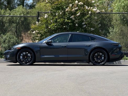 Certified 2022 Porsche Taycan GTS AWD/4WD image 2