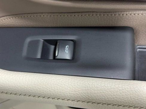 Used 2021 GMC Yukon Denali w/ LPO, Illumination Package image 24