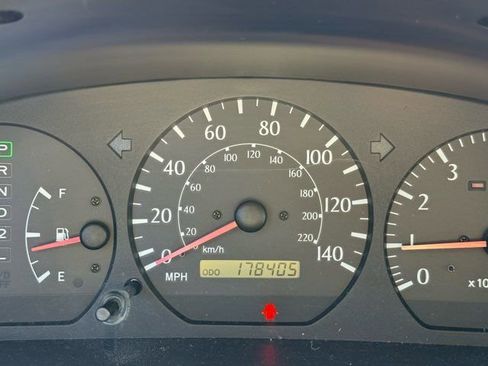 Used 2000 Toyota Solara SE image 14