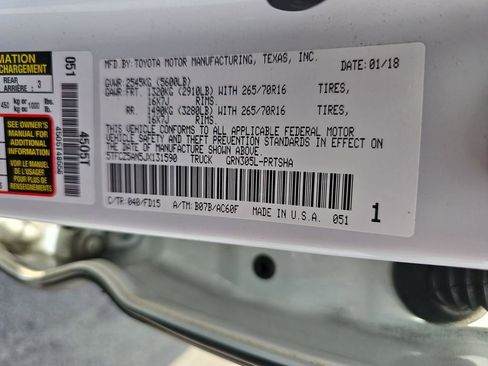 Used 2018 Toyota Tacoma TRD Off-Road image 36