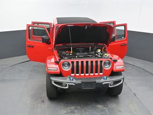 Used 2023 Jeep Wrangler Unlimited Sahara w/ Cold Weather Group AWD/4WD image 70