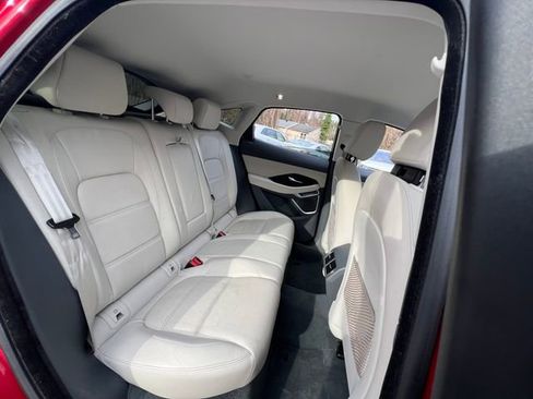 Used 2019 Jaguar E-PACE SE image 30