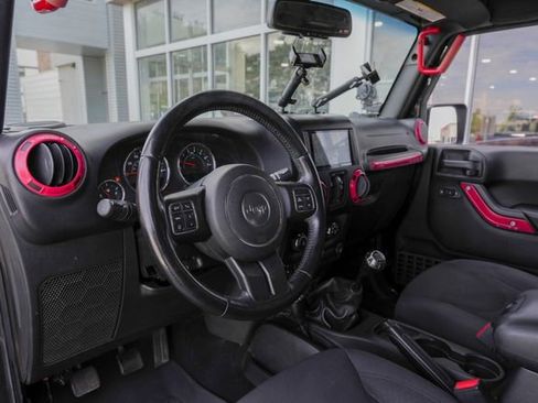 Used 2016 Jeep Wrangler Unlimited Sport w/ Quick Order Package 23S AWD/4WD image 19
