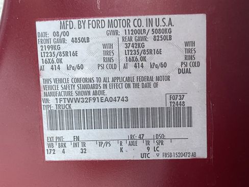 Used 2001 Ford F350 XLT image 32