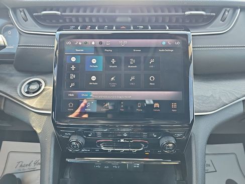 Used 2021 Jeep Grand Cherokee L Limited image 26