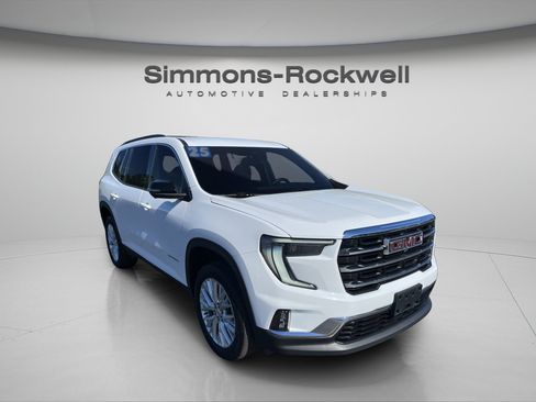 Used 2025 GMC Acadia Elevation w/ Elevation Premium Package AWD/4WD image 7