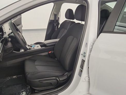 Used 2023 Kia K5 LXS FWD image 14