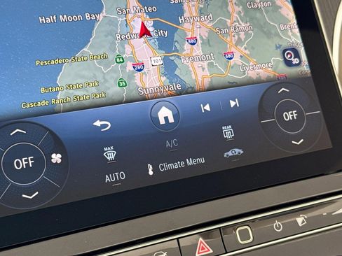 New 2026 Mercedes-Benz CLE 450 4MATIC Cabriolet image 25