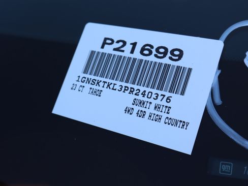 Used 2023 Chevrolet Tahoe High Country w/ Premium Package AWD/4WD image 25