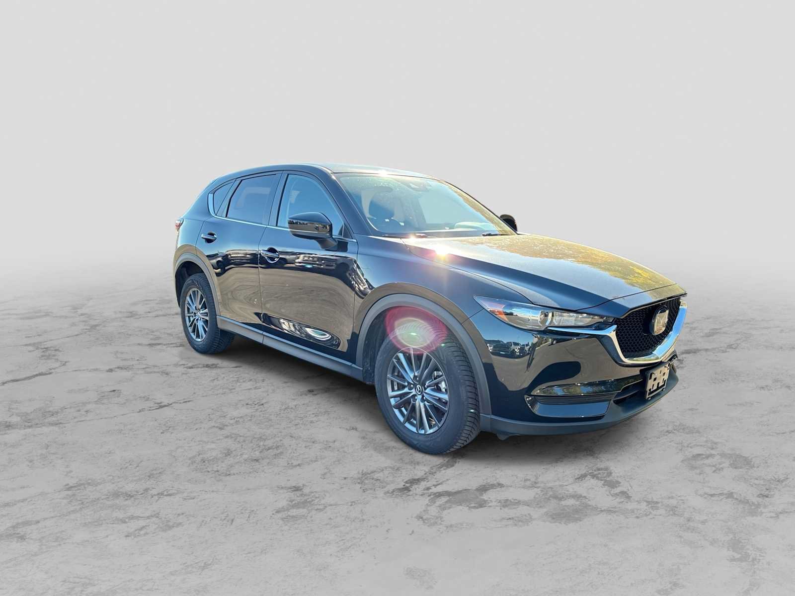 Used 2019 MAZDA CX-5 Touring AWD/4WD image 2