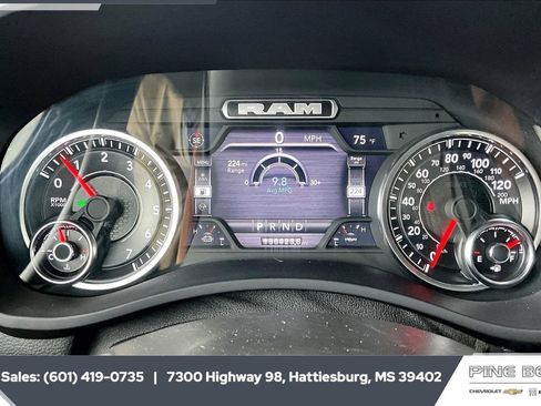 Used 2023 RAM 2500 Tradesman w/ Safety Group AWD/4WD image 15