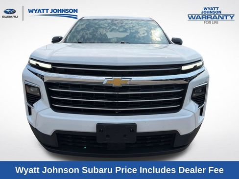Used 2025 Chevrolet Traverse LT AWD/4WD image 15