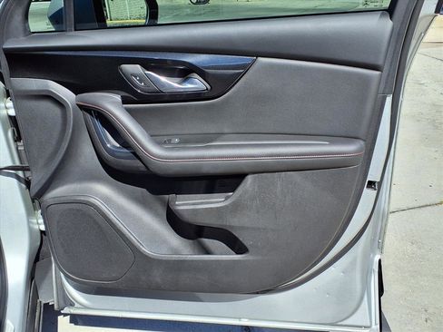 Used 2022 Chevrolet Blazer RS image 10