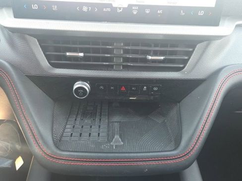 Used 2025 Ford Explorer ST AWD/4WD image 33