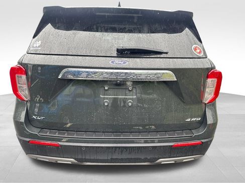 Certified 2023 Ford Explorer XLT w/ Equipment Group 202A AWD/4WD image 2