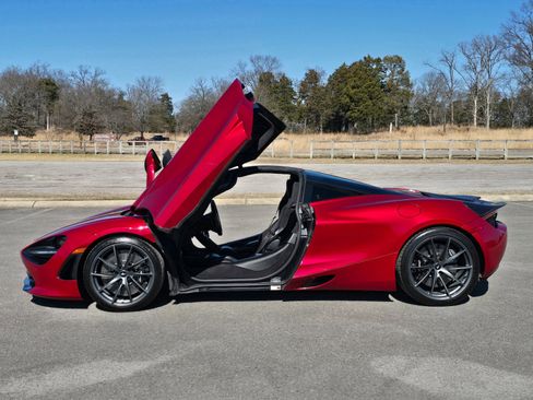 Used 2019 McLaren 720S Performance image 7