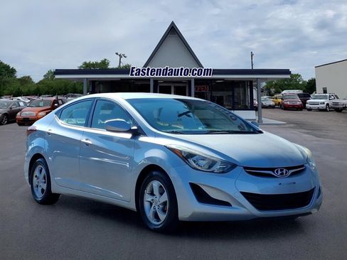 Used 2014 Hyundai Elantra SE FWD image 1