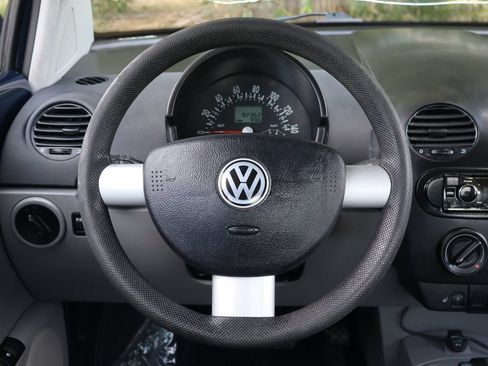 Used 2003 Volkswagen Beetle GL FWD image 17