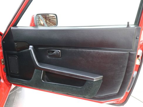Used 1986 Porsche 944 Coupe image 27