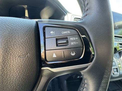 Used 2025 Honda Odyssey EX-L image 22