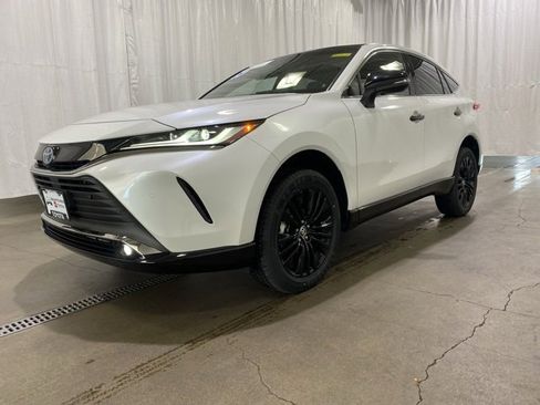 Certified 2024 Toyota Venza Nightshade image 26