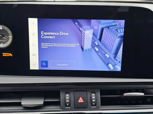 Used 2024 Lexus ES 300h w/ Premium Package image 24