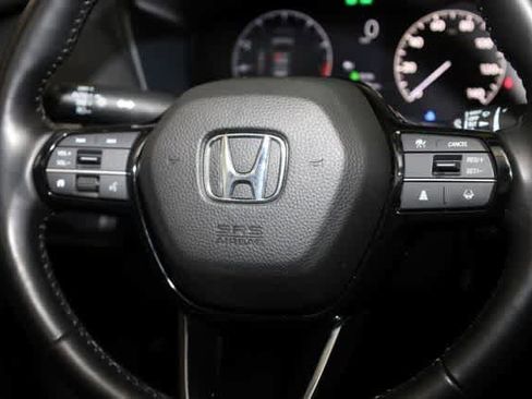 Used 2025 Honda HR-V EX-L image 32