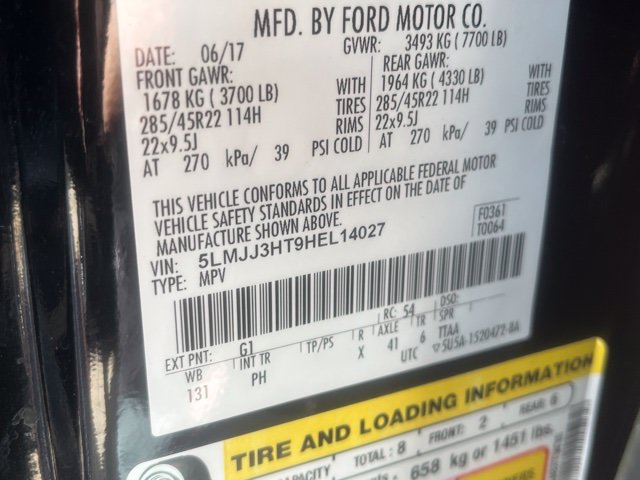 Used 2017 Lincoln Navigator L Select RWD image 23