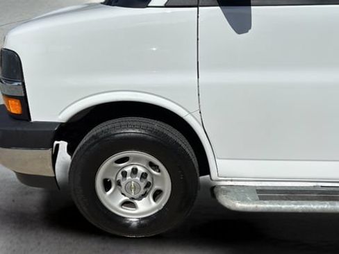 Used 2024 Chevrolet Express 2500 w/ Driver Convenience Package RWD image 33